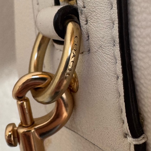 Coach Rowan Satchel with a pop floral print - Picture 6 of 10